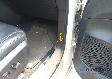 2018 Chrysler Pacifica Touring L Plus z USA, uszkodzony, nr VIN 2C4RC1EG9JR171928